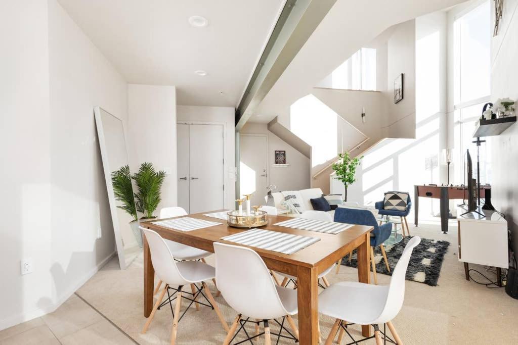 Upscale 3Br Penthouse By Cozysuites Indianapolis Eksteriør billede